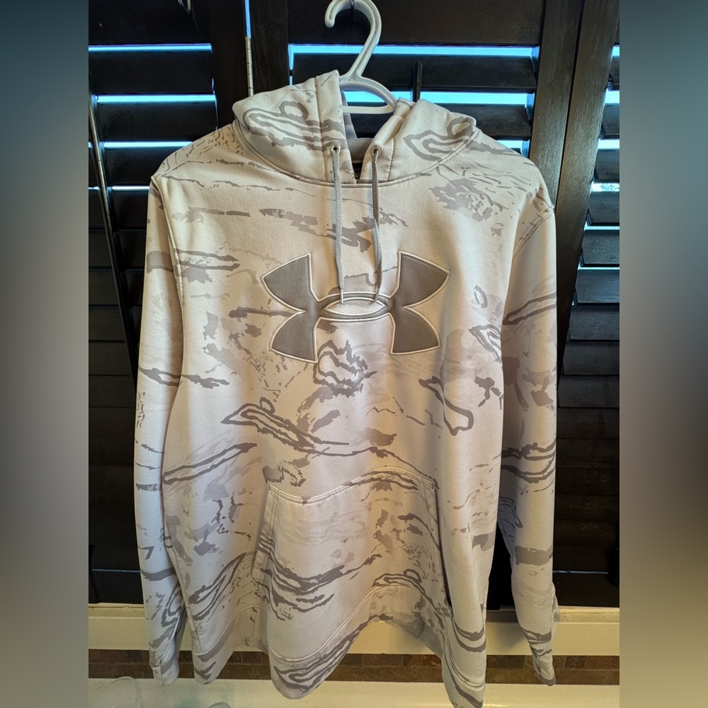 LG Men's Camouflage Hoodie